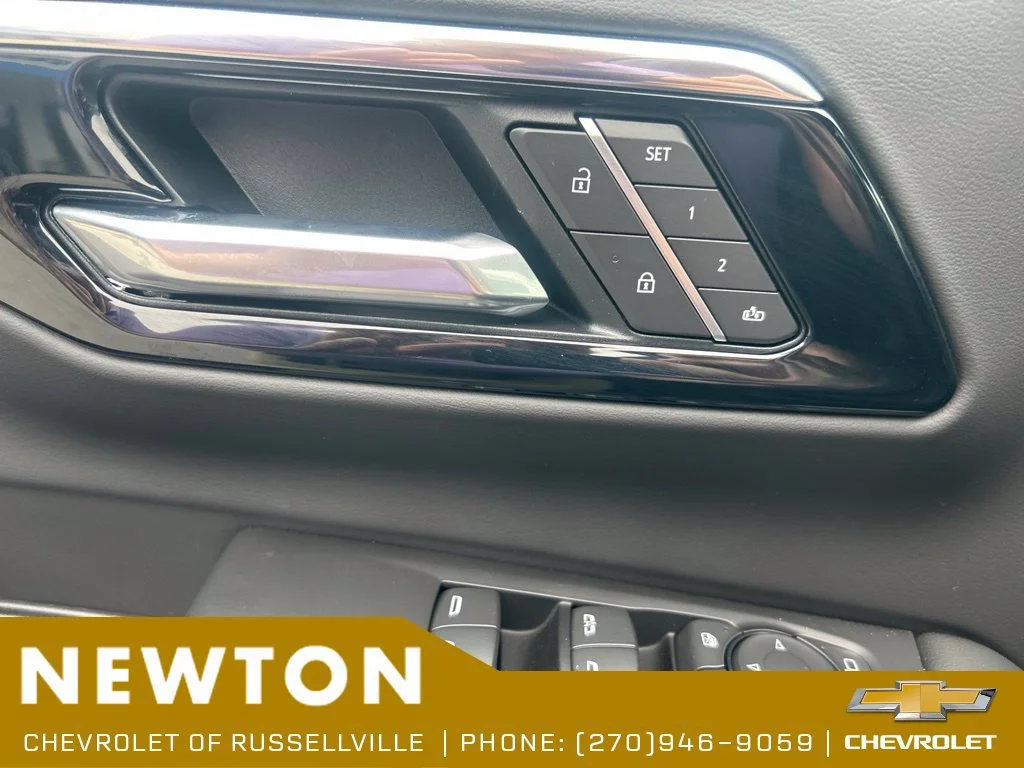 2026 Chevrolet Suburban RST - Photo 9