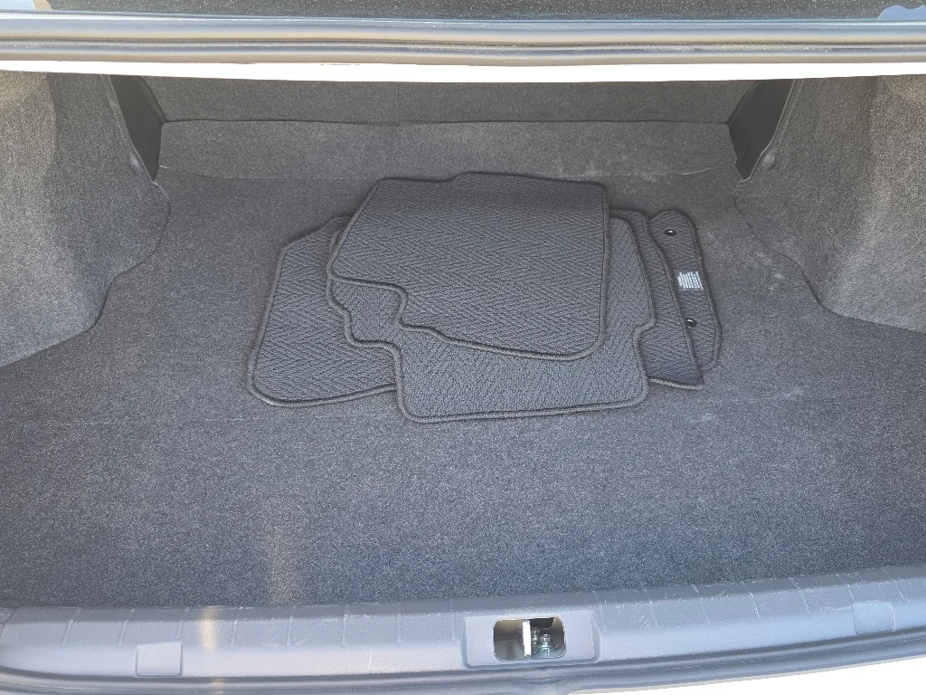 Used 2022 White Subaru Premium image 4