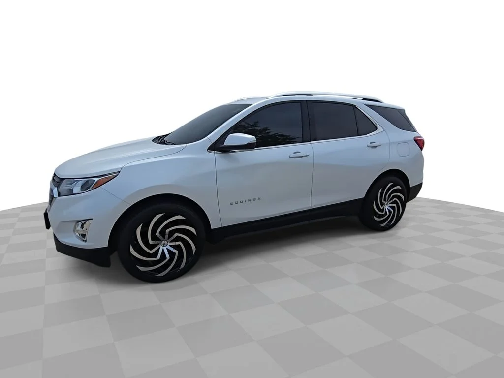 Used 2018 Beige Chevrolet LT image 4