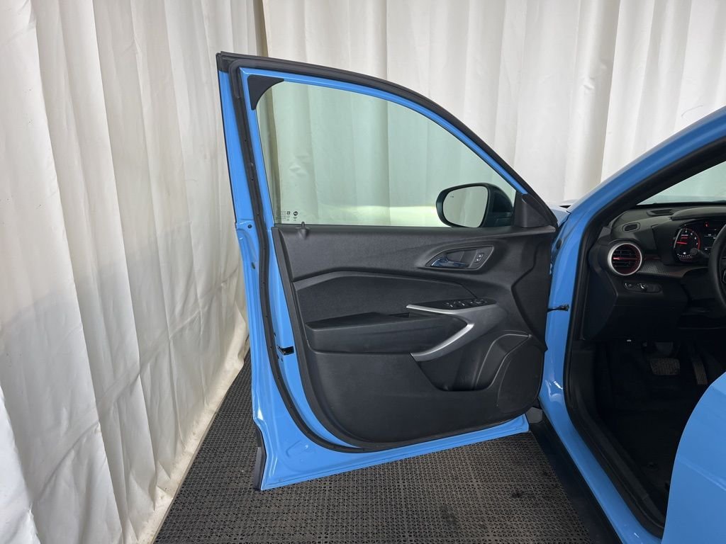 Used 2024 Blue Chevrolet 1RS image 17