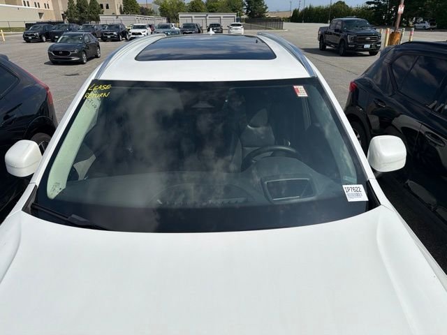 Used 2024 Crystal White Metallic Volvo Ultimate image 8