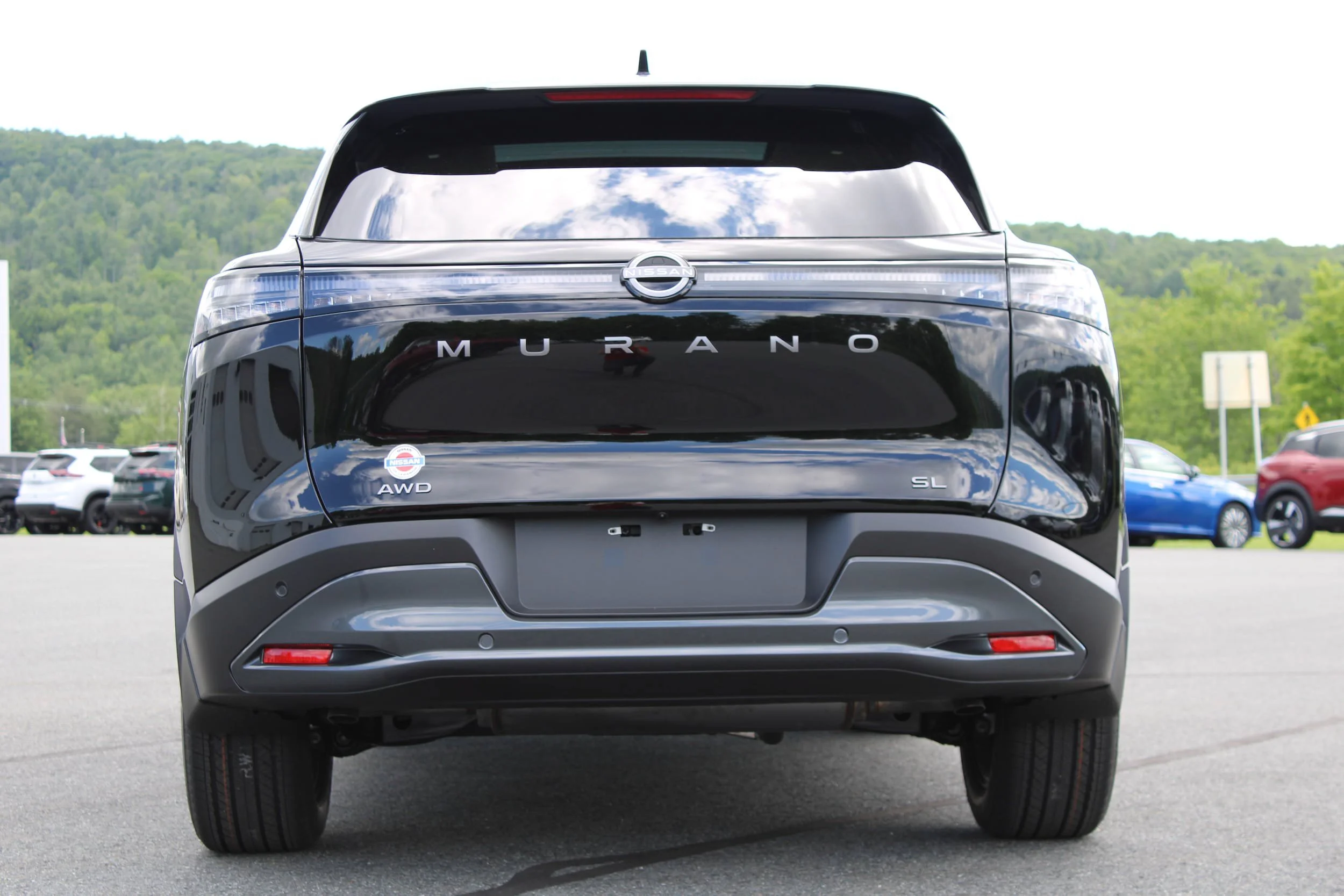 New 2026 Super Black Nissan SL image 8