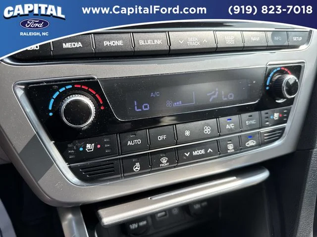 Used 2016 Blue Hyundai Limited image 30