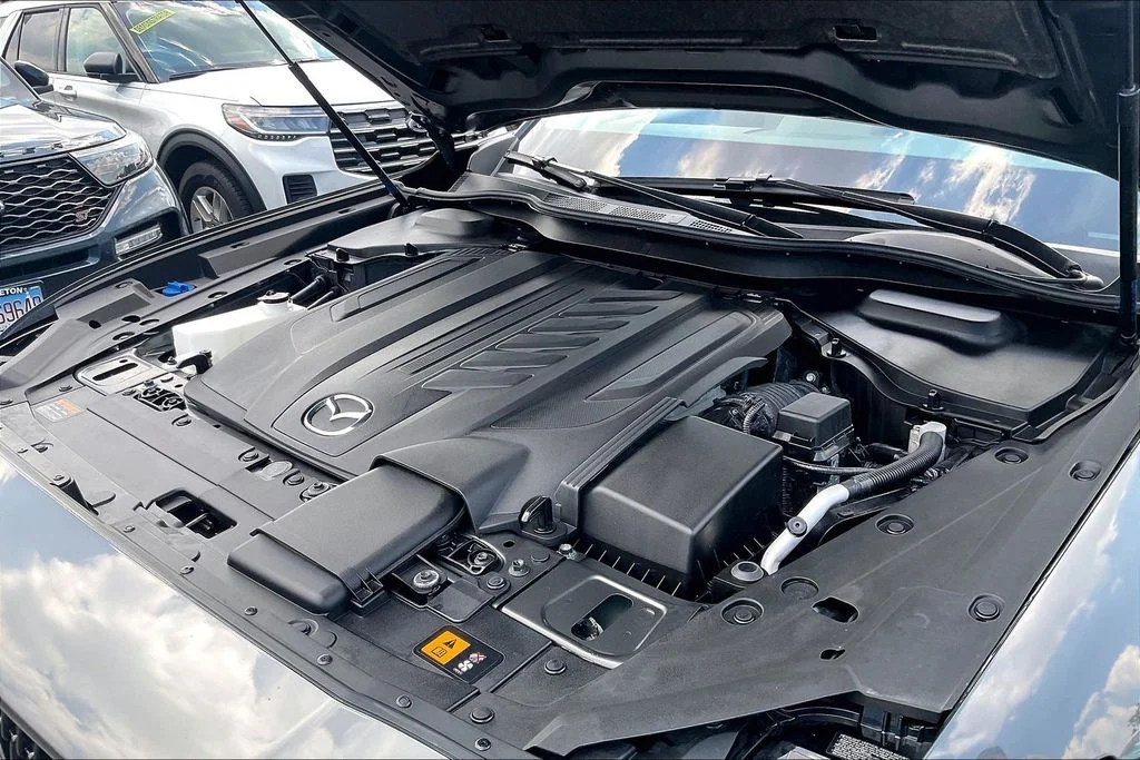 Used 2025 Gray Mazda 3.3 Turbo Preferred image 33