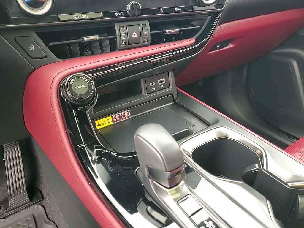 2024 Lexus NX 350 - Photo 21