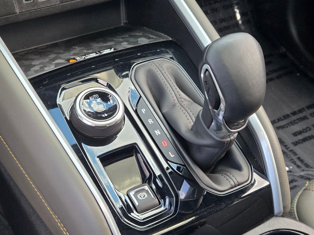 2023 Chevrolet Colorado ZR2 - Photo 31
