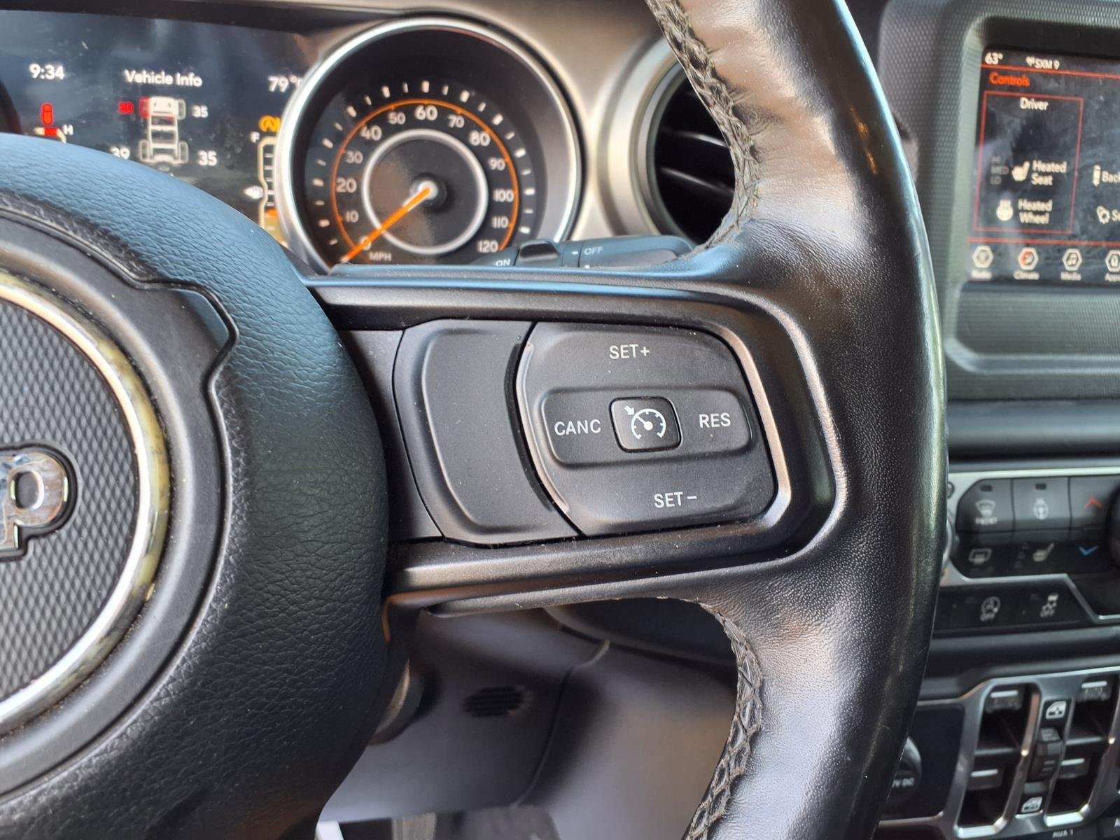 Used 2019 Mojito! Clearcoat Jeep Sport S image 28