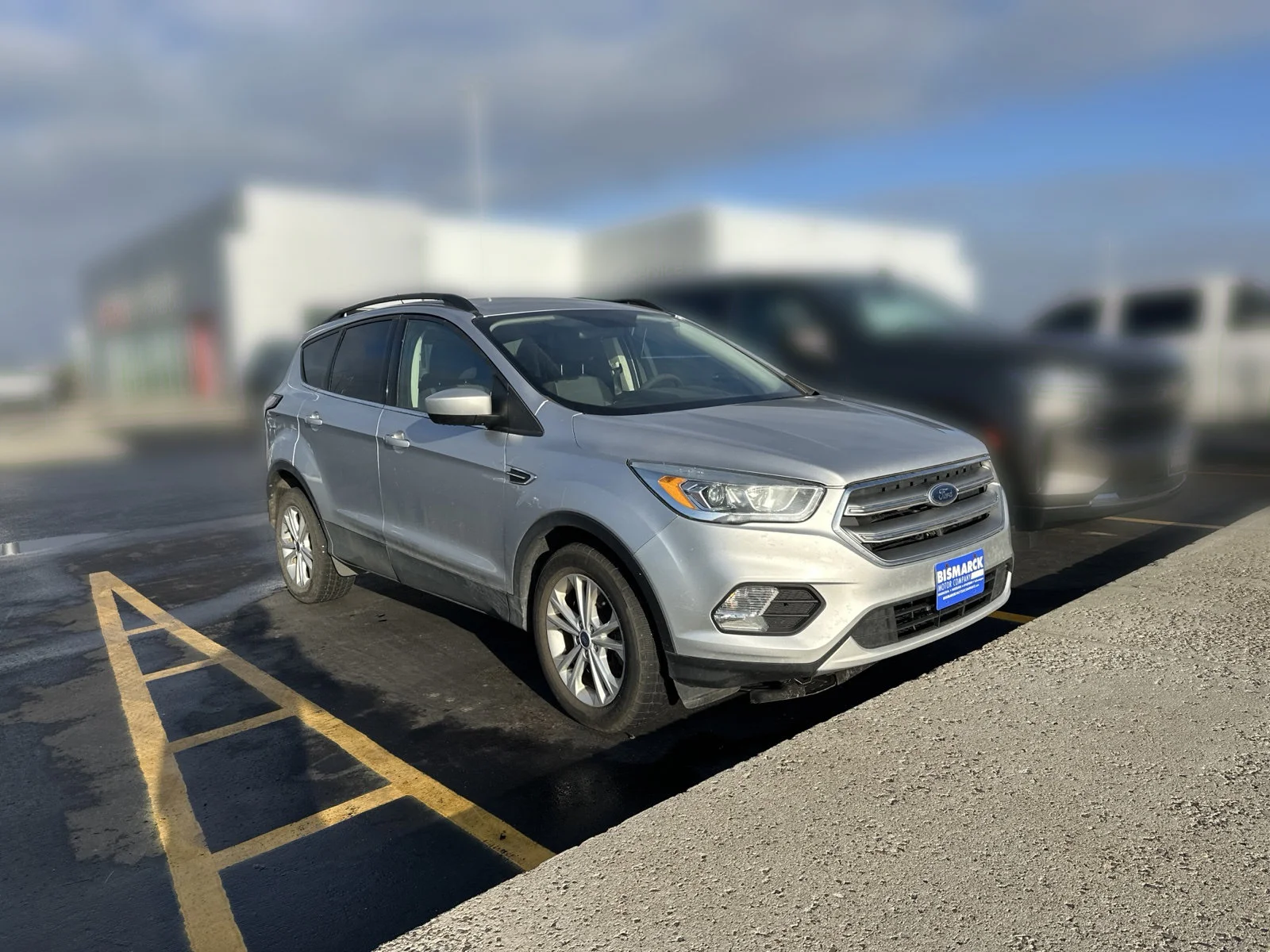 Used 2017 Ford Escape SE with VIN 1FMCU9GD5HUD76899 for sale in Bismarck, ND