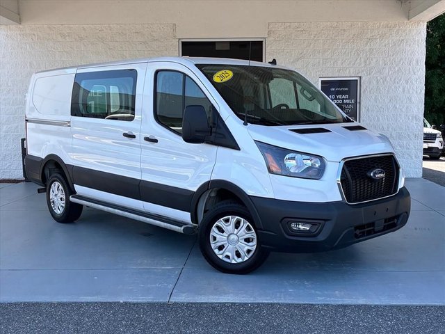 2025 Ford Transit-250 Base