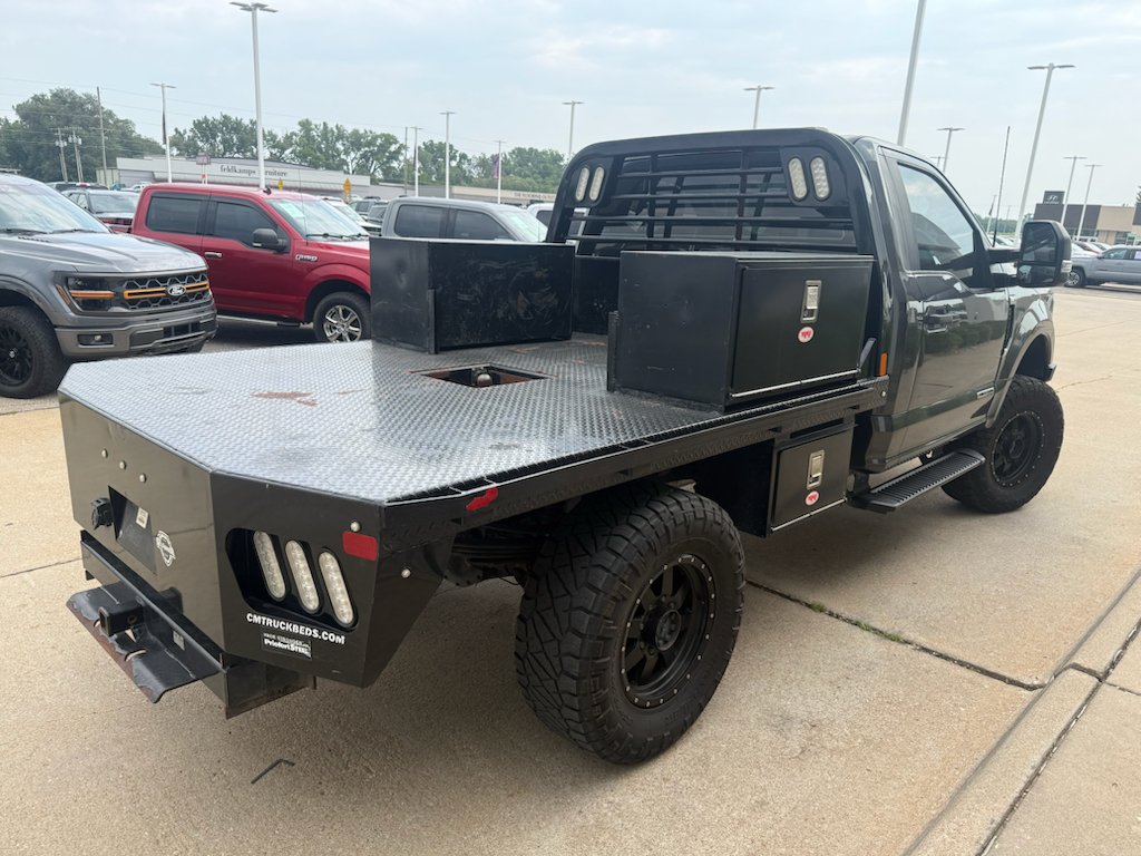 Used 2020 Magnetic Metallic Ford XL image 13