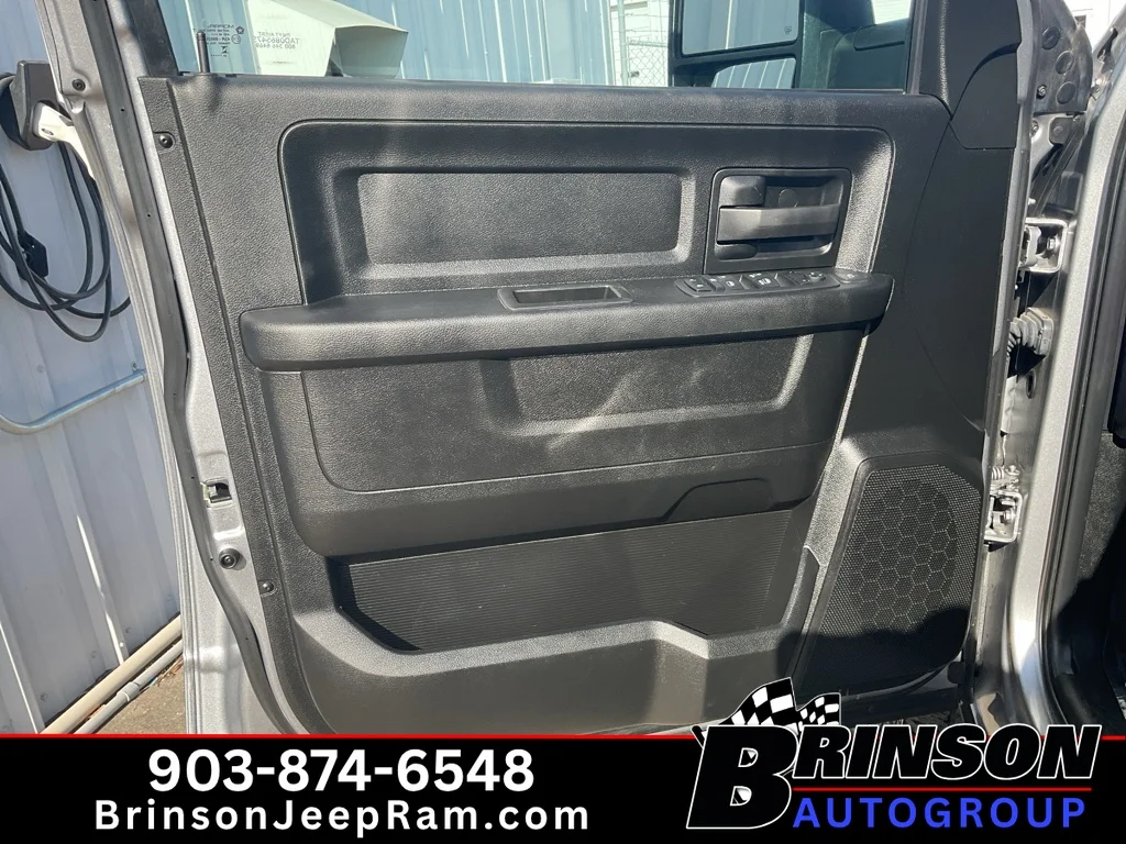 Used 2024 Billet Silver Metallic Clearcoat Ram Tradesman image 22