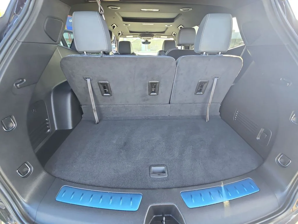 Certified Used 2024 Black Buick Essence image 31