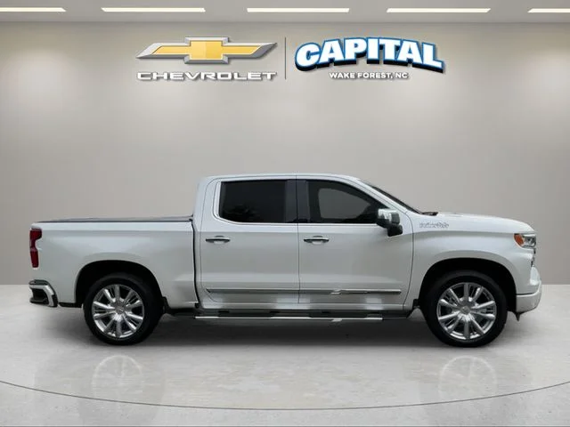 Used 2022 Beige Chevrolet High Country image 6
