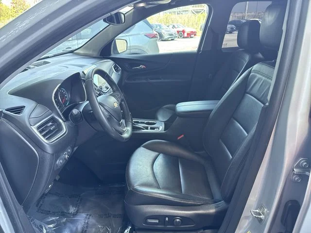 Used 2018 Silver Chevrolet Premier image 15