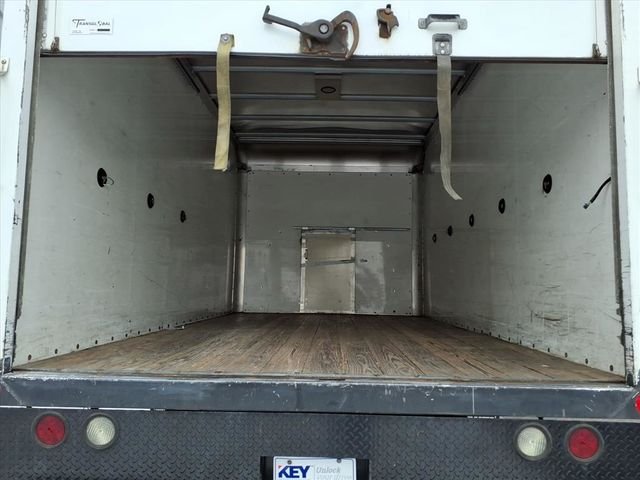 Used 2016 Summit White Chevrolet Work Van image 20