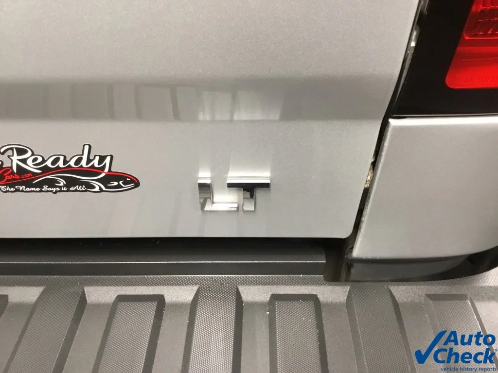 Used 2018 Silver Chevrolet LT image 19