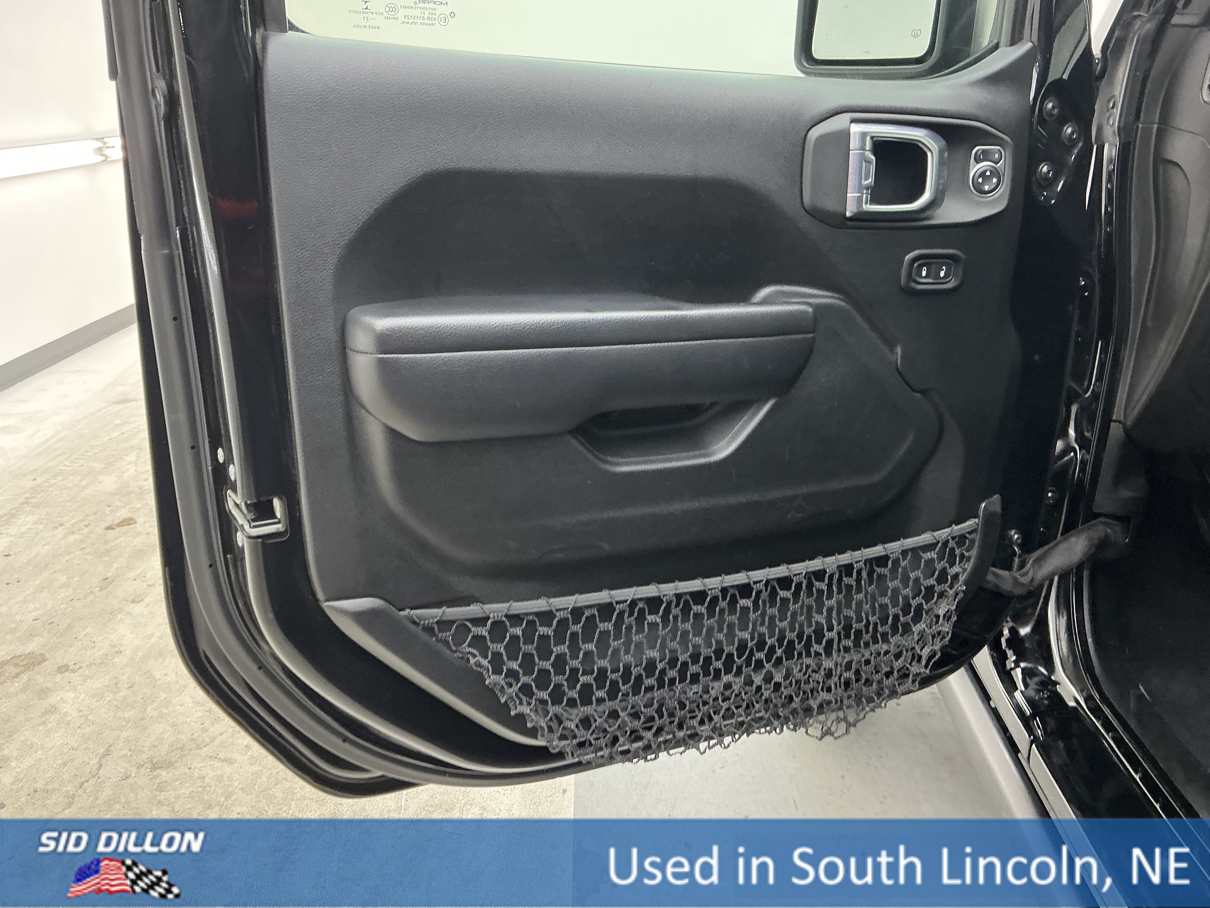 Used 2021 Black Clearcoat Jeep  image 15