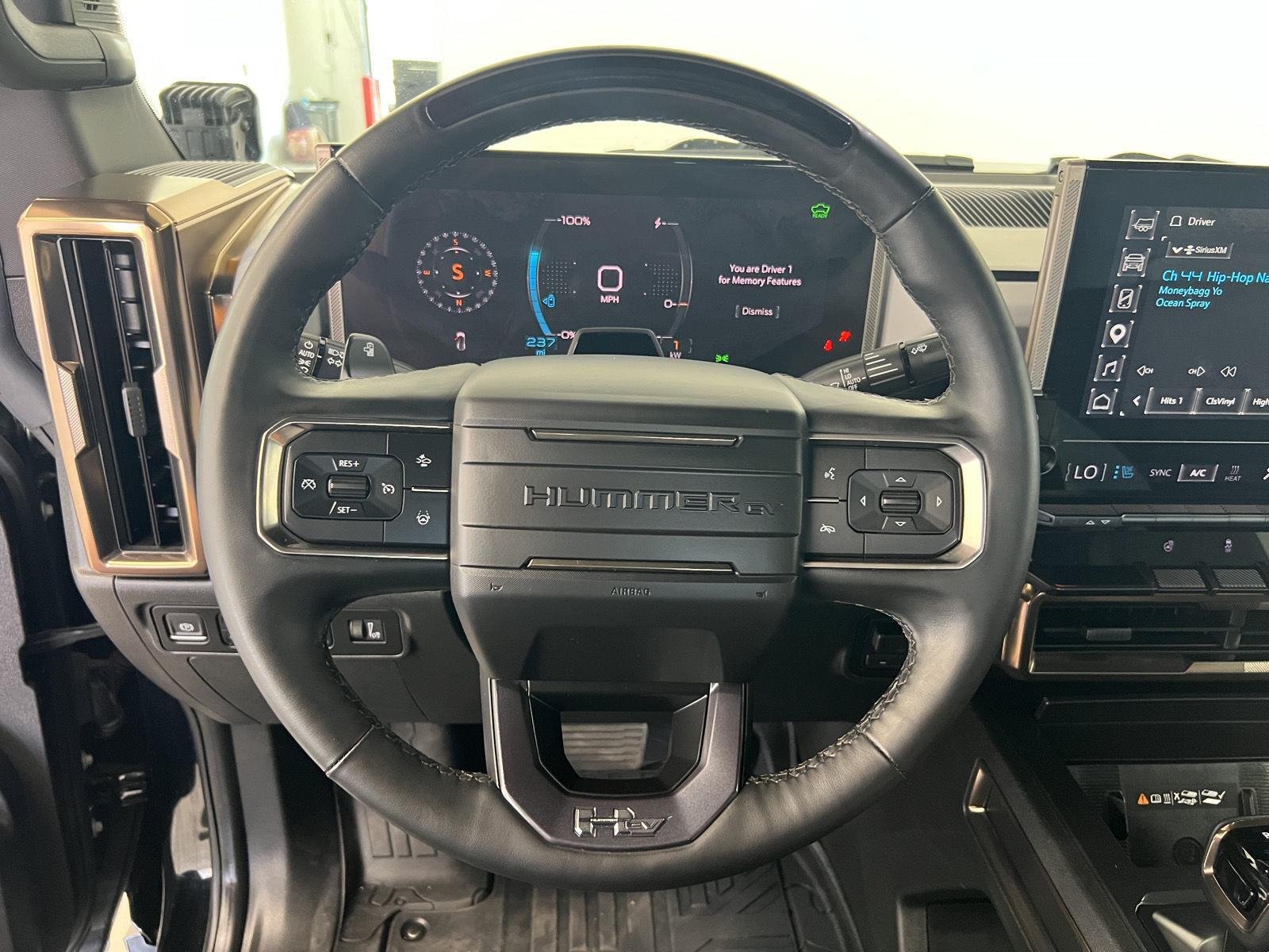2024 GMC HUMMER EV 2X - Photo 16