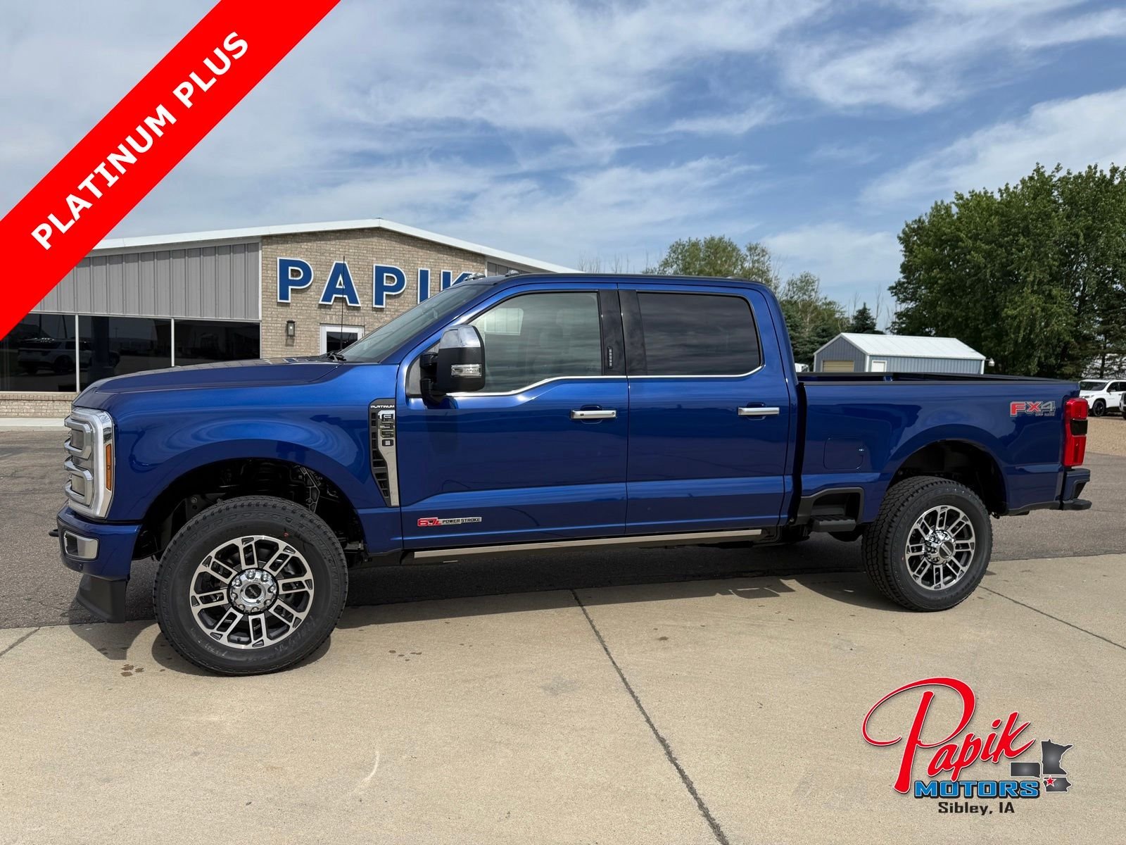2026 Ford F-350 Platinum 4x4 Crew Cab 6-3/4' Box SRW's photo
