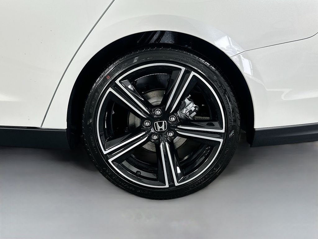 New 2026 Platinum White Pearl Honda SE image 22