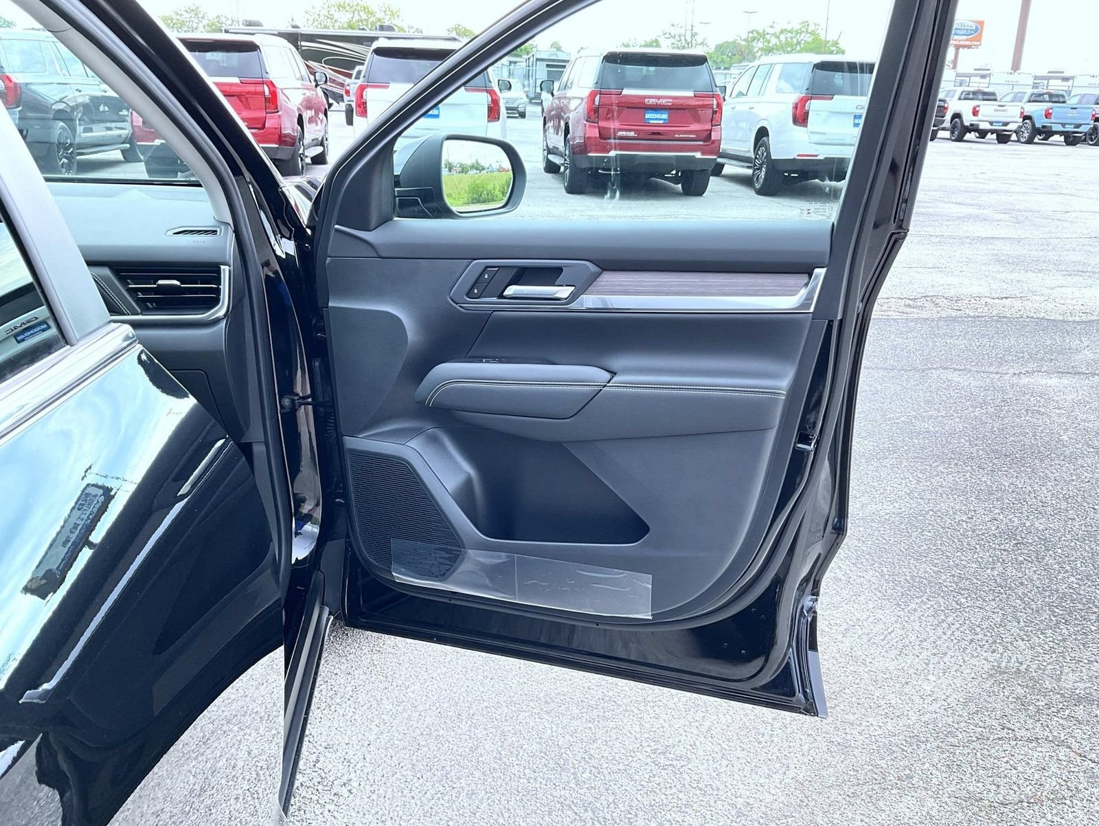 2026 GMC Terrain Denali - Photo 16