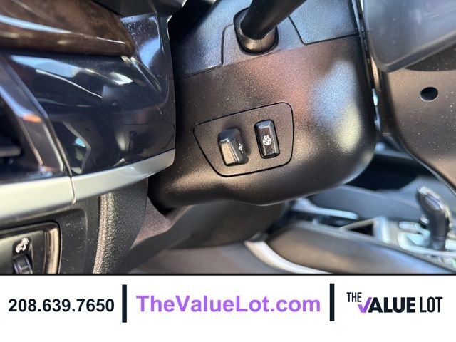 Used 2017 Gray BMW xDrive50i image 25