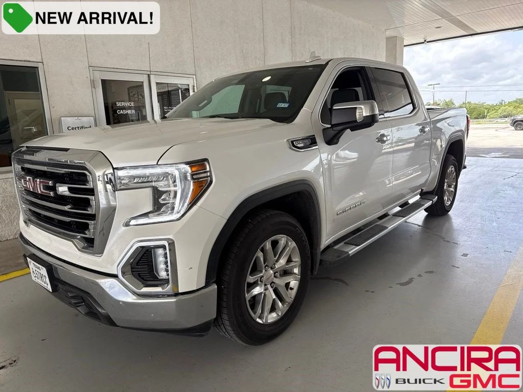 Certified Used 2022 White Frost Tricoat GMC SLT image 1