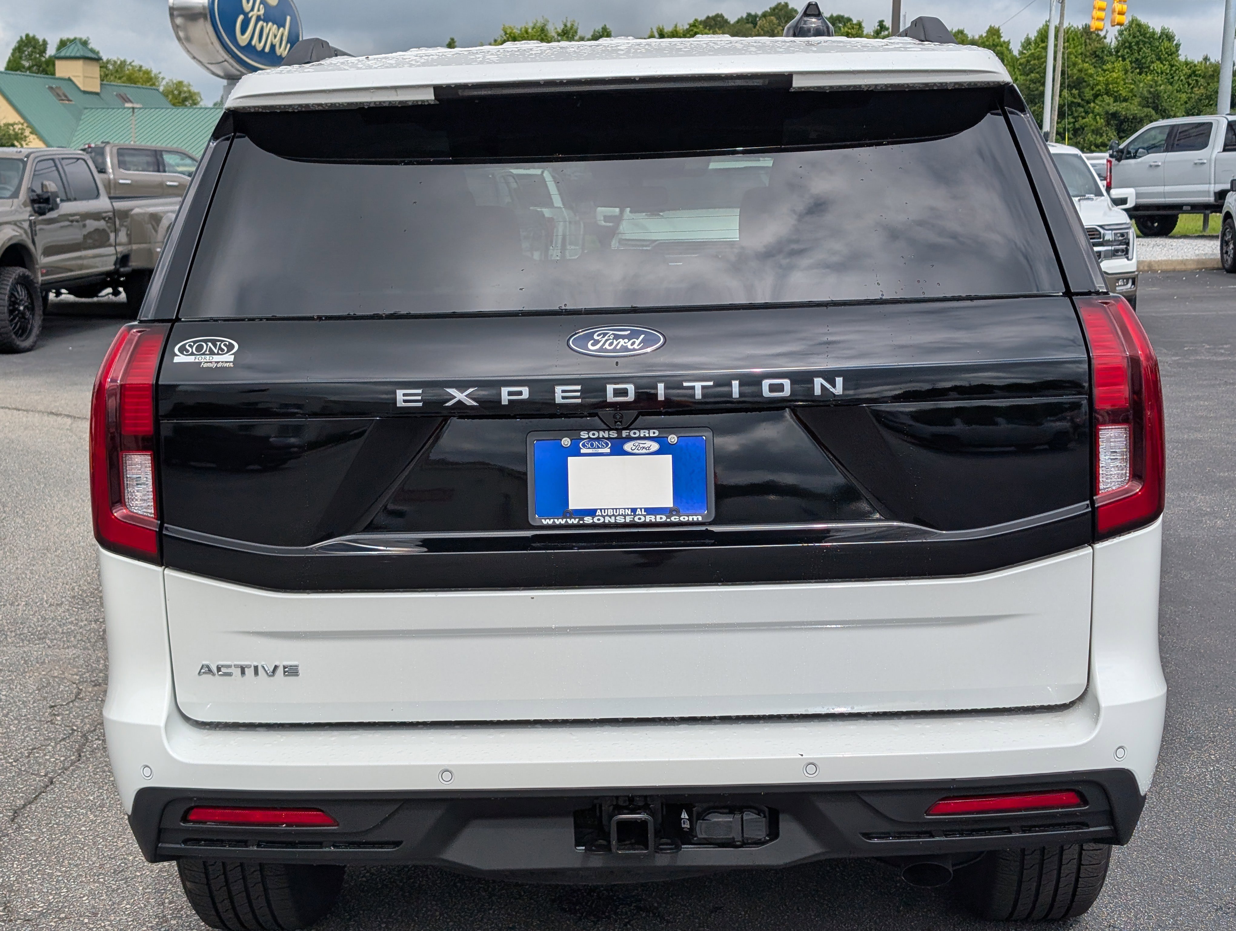 New 2026 Star White Metallic Tri-Coat FORD Active image 10