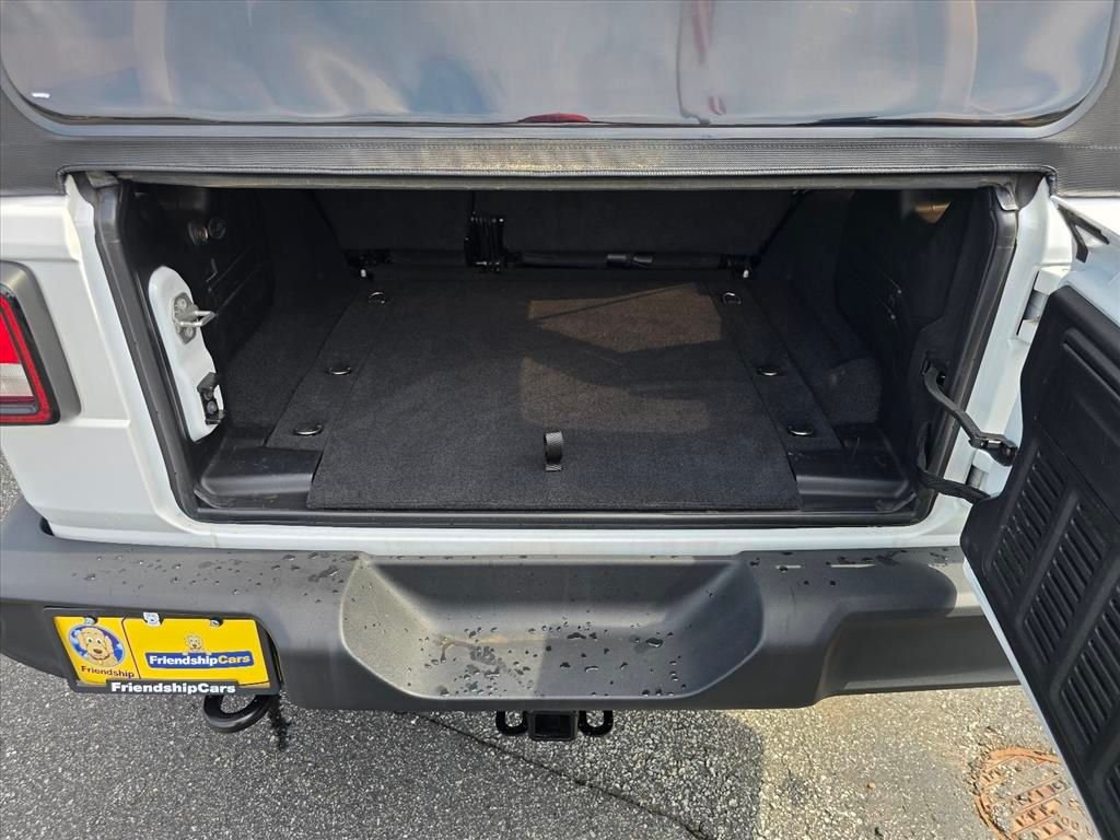 Used 2021 White Jeep Unlimited Willys image 26