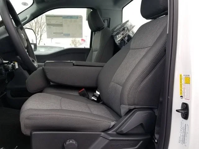 New 2026 Oxford White Ford F-250® XL image 18