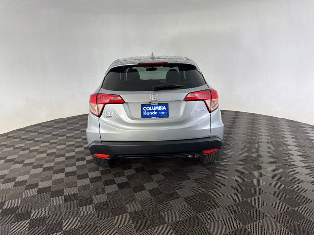 Used 2018 Silver Honda EX image 7