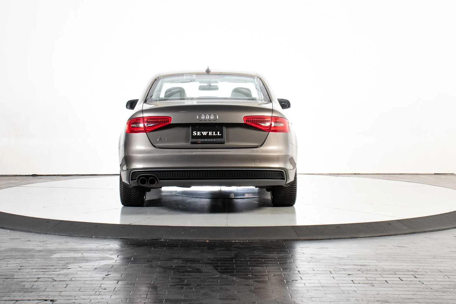 Used 2014 Monsoon Gray Metallic Audi Premium image 5