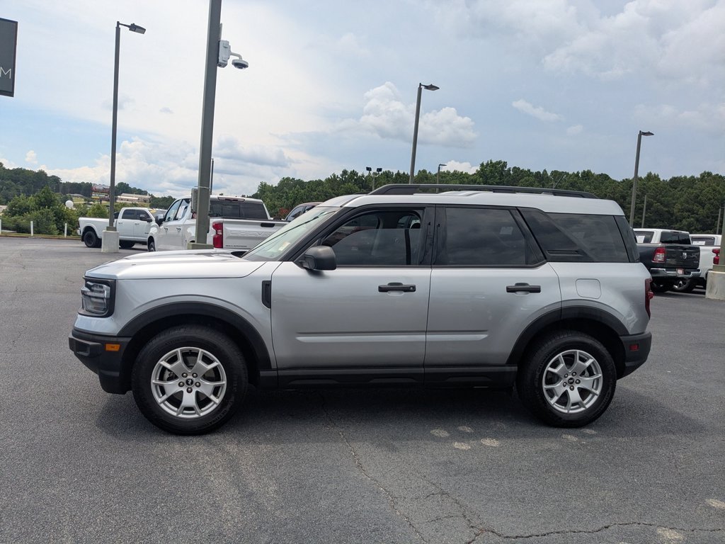 Used 2021  Ford Base image 8