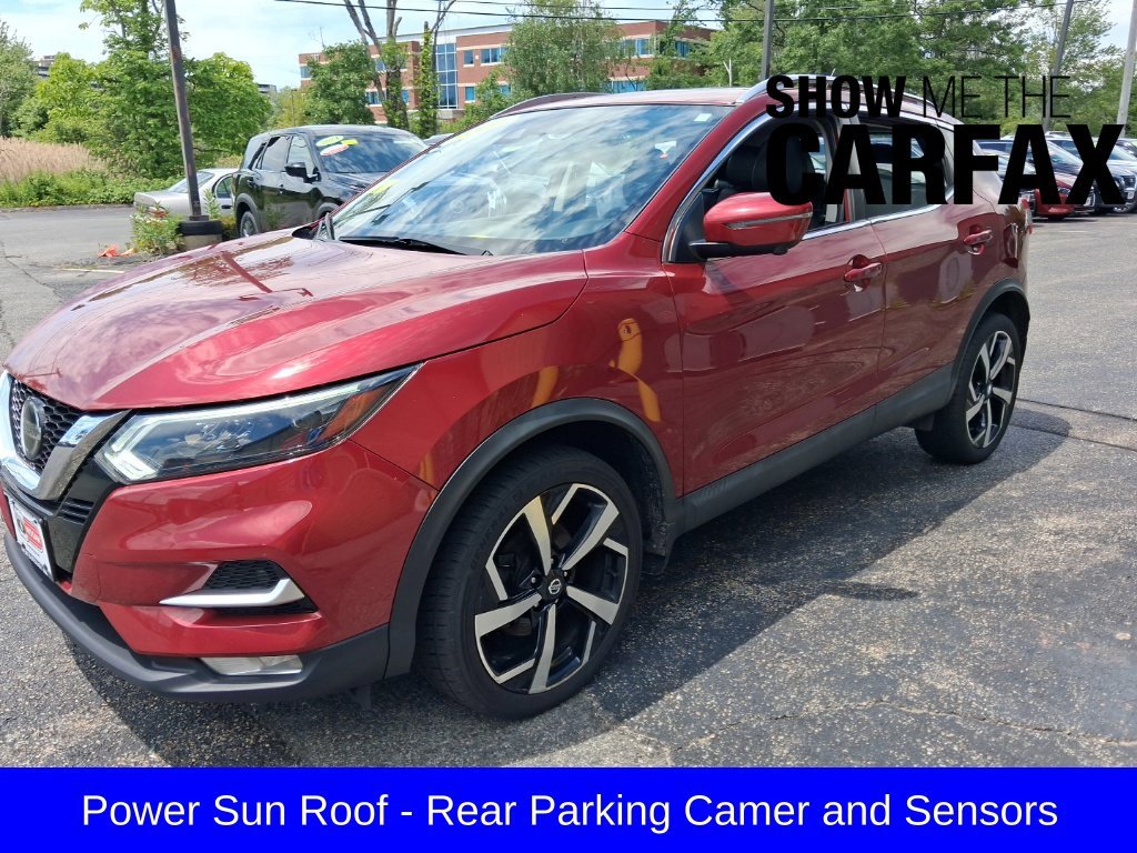 Used 2020 Red Nissan SL image 8