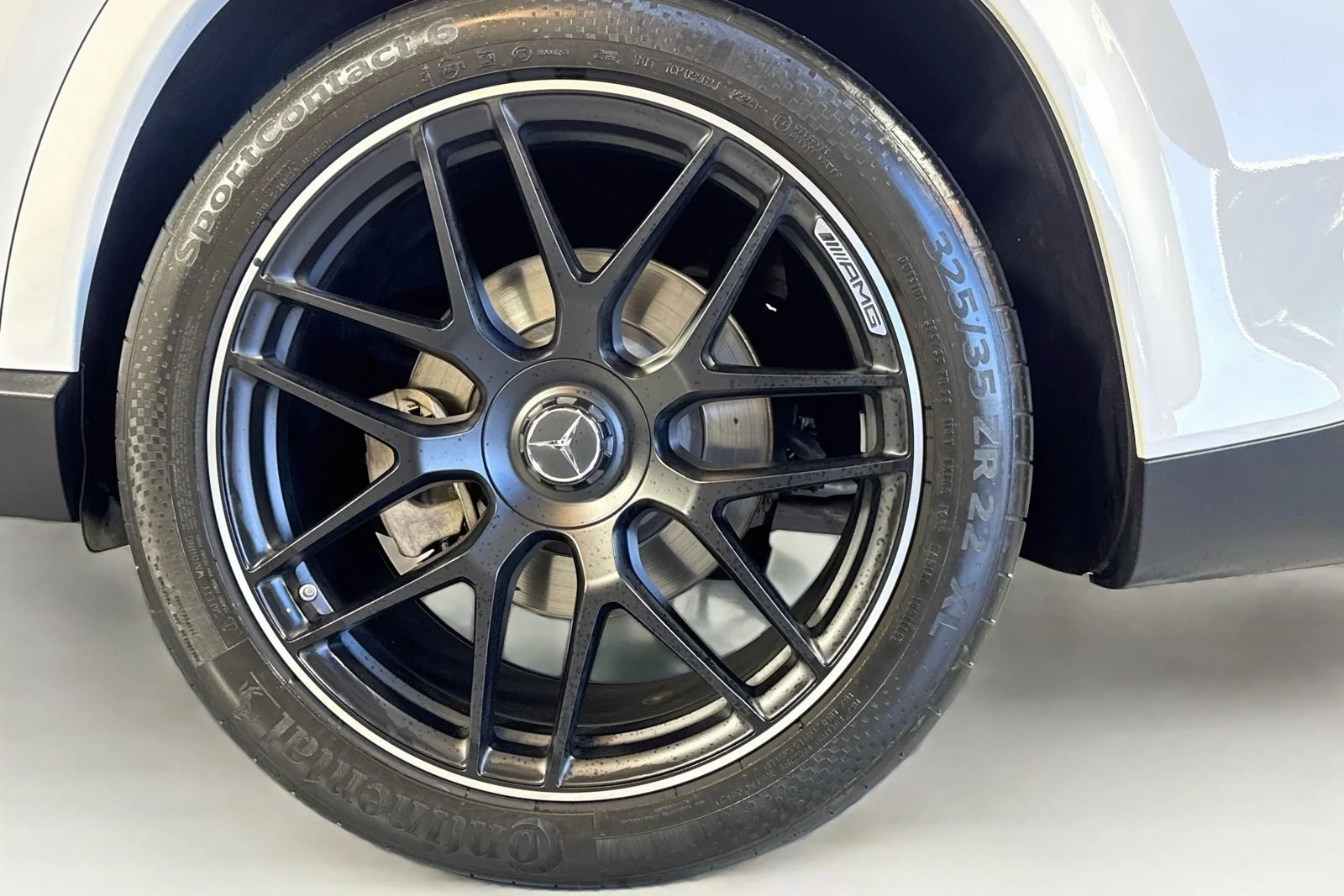 Used 2024 Polar White Mercedes-Benz AMG® GLE 53 image 30