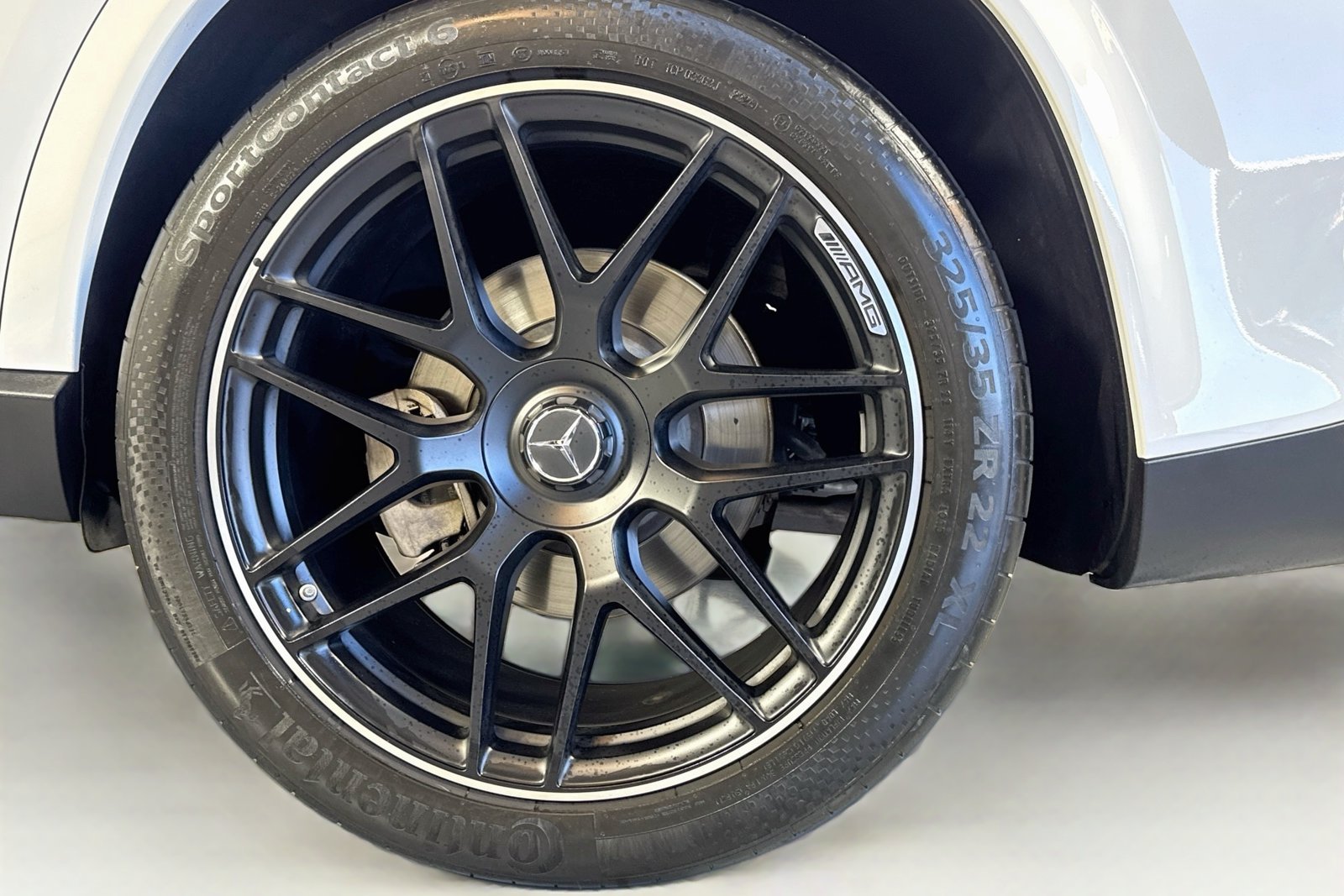 Used 2024 Polar White Mercedes-Benz AMG® GLE 53 image 30