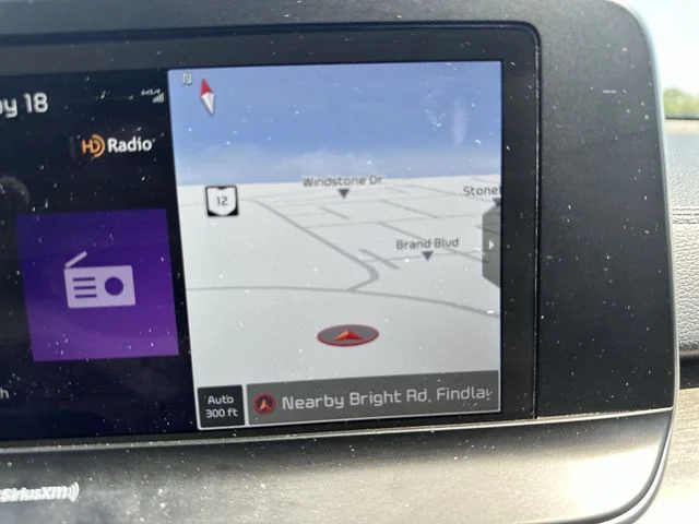 Used 2022 Gray Kia EX image 22