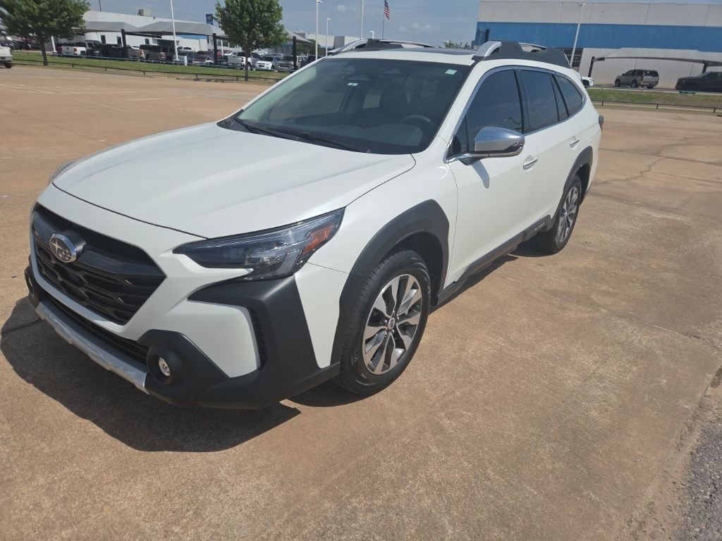 2025 Subaru Outback Touring XT's photo