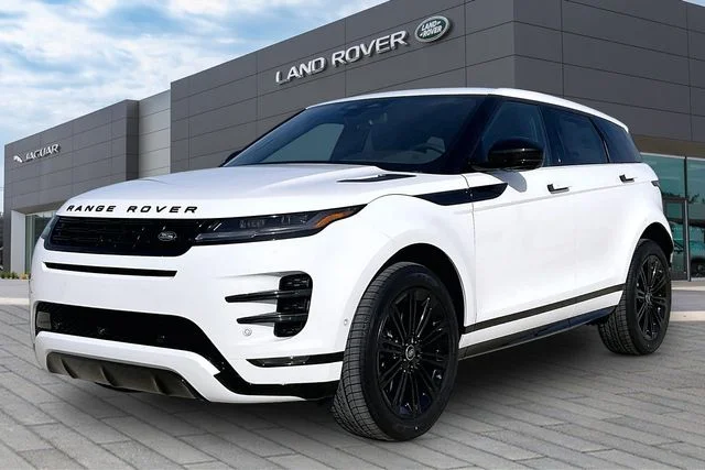 2026 Land Rover Range Rover Evoque Dynamic SE's photo