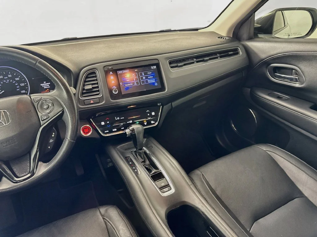 Certified Used 2019 Platinum White Pearl Honda EX-L image 30