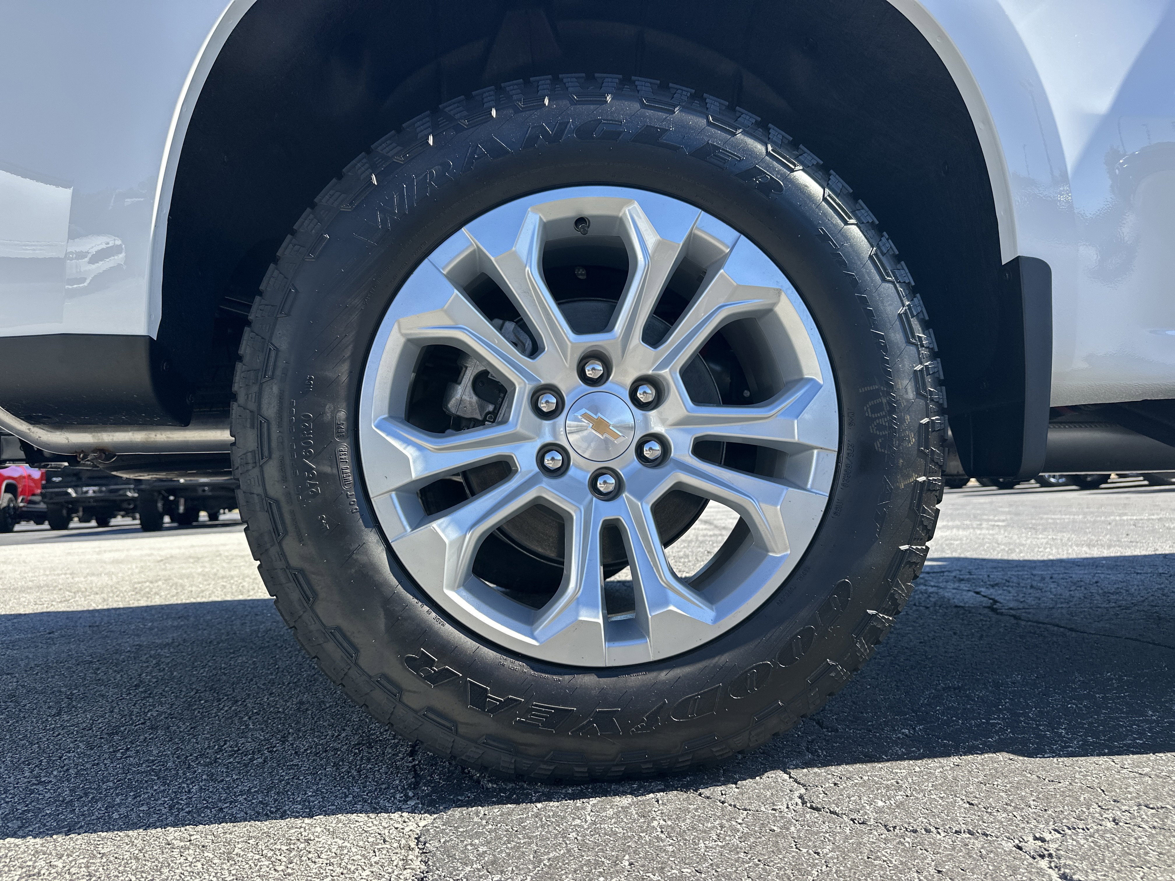 2026 Chevrolet Silverado 1500 LTZ - Photo 18