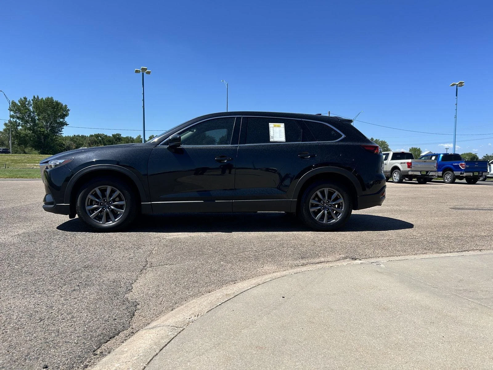 2021 Mazda CX-9 Touring - Photo 4