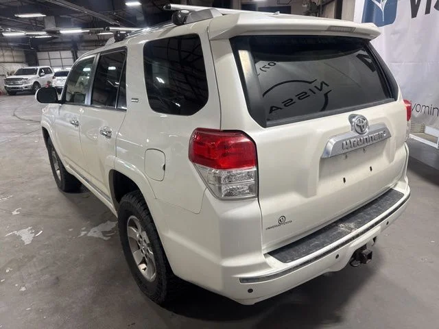 Used 2013 Blizzard Pearl Toyota SR5 image 7