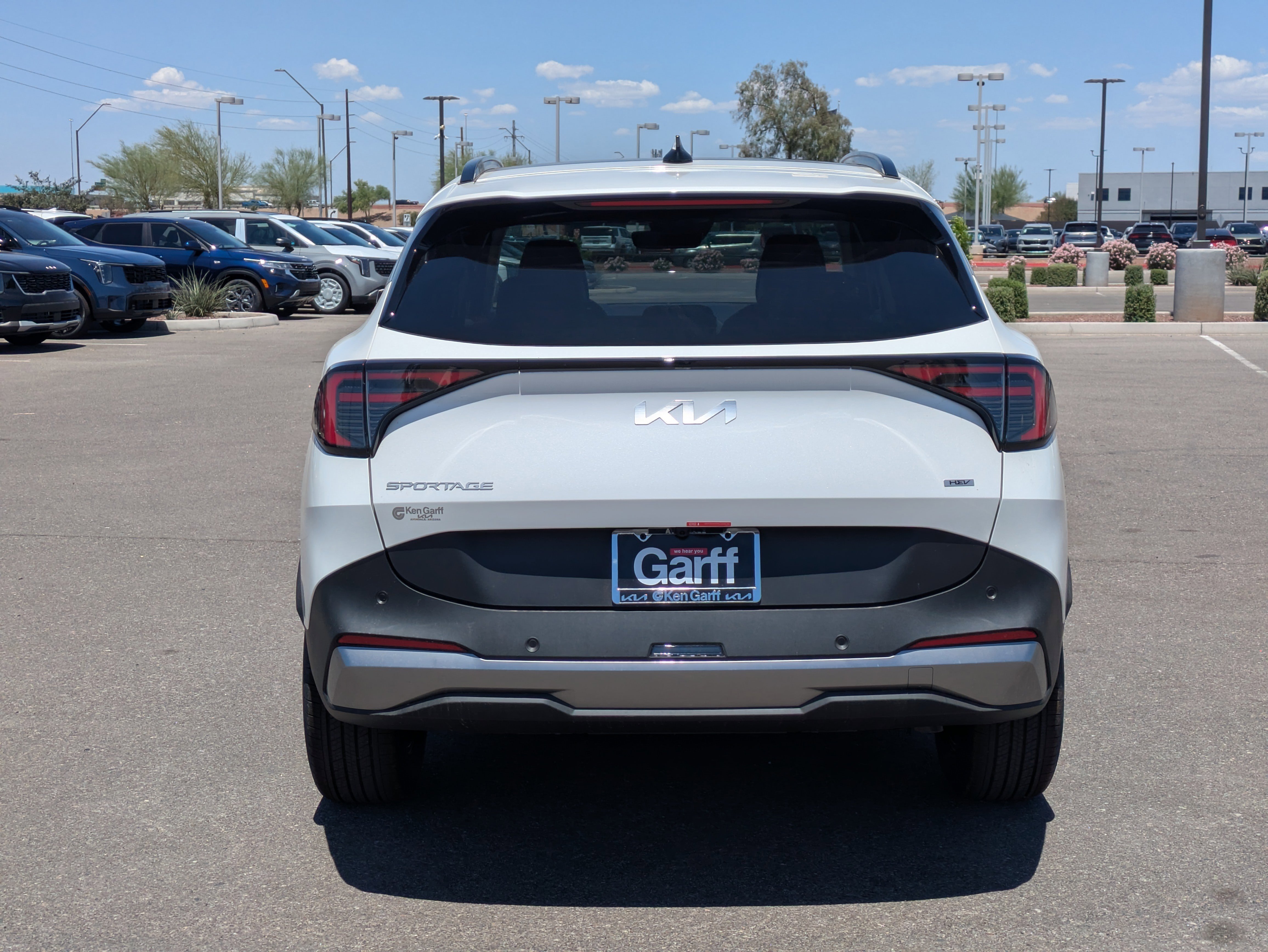 New 2026 Snow White Pearl Kia EX image 4
