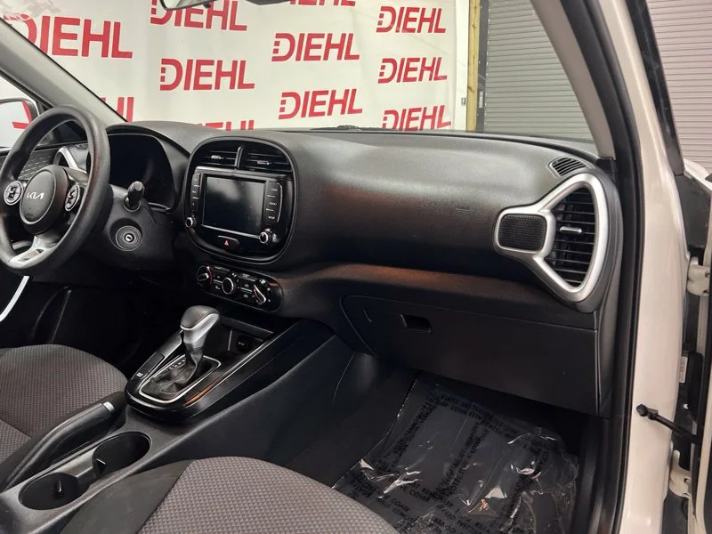 Used 2022 White Kia LX image 13
