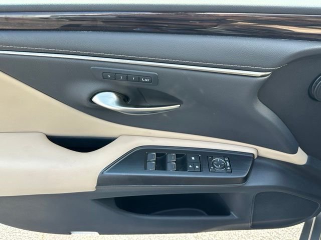 Used 2021 Silver Lexus 250 image 19