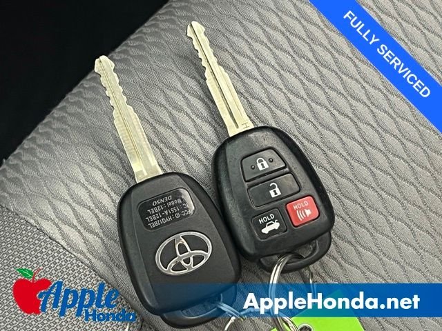 Used 2014 Classic Silver Metallic Toyota LE image 31