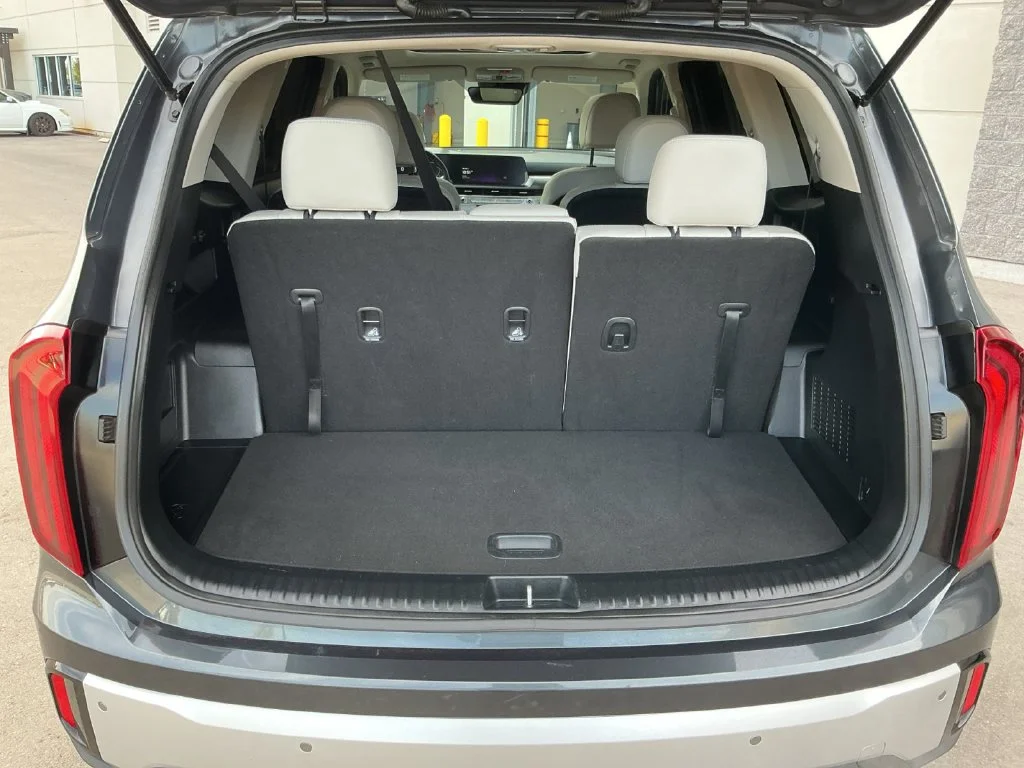 Used 2024 Gray Kia S image 29