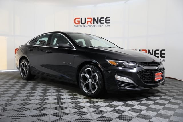 Used 2019 Chevrolet Malibu 1RS with VIN 1G1ZG5ST1KF211885 for sale in Gurnee, IL