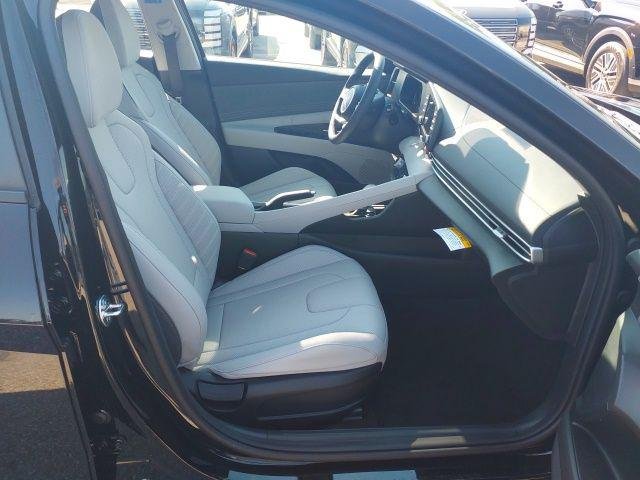 New 2026 Abyss Black Hyundai SEL Sport image 13